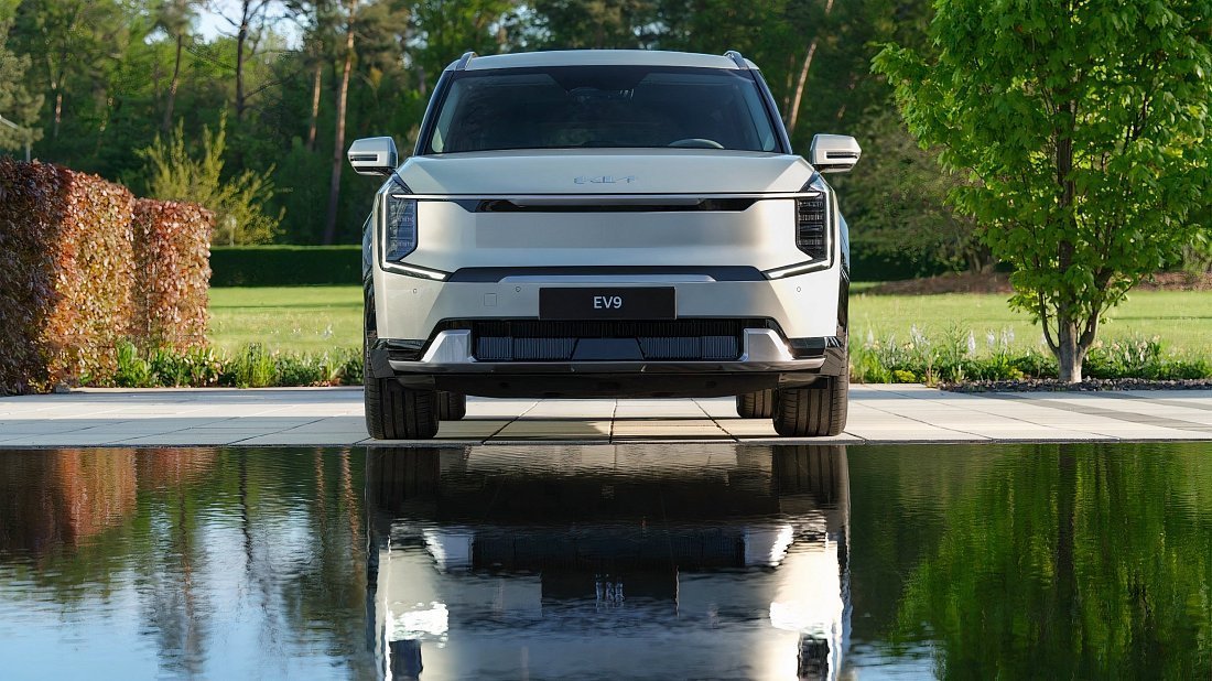 Kia EV9 Standard Range RWD (2023-…) передняя часть, решетка радиатора, фары, бампер, экстерьер