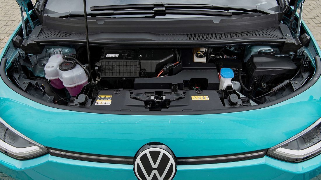 Volkswagen ID.3 Pro Performance (2020-2023) передний багажник (frunk), под капотом, место для хранения, груз, вместимость, дополнительное пространство