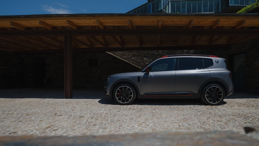 Фото Smart #5 Brabus (2025-…) вид сбоку