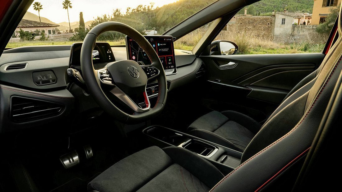 Volkswagen ID.3 GTX (2024-…) интерьер, переднее сиденье, водительское сиденье, приборная панель, рулевое колесо, информационно-развлекательная система, кокпит