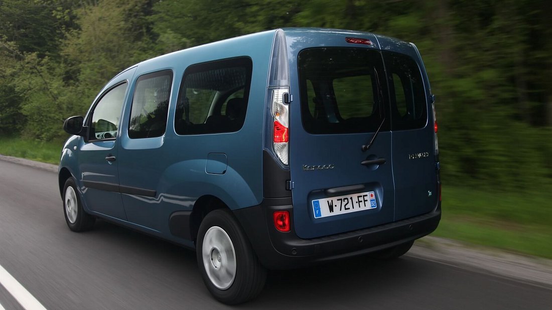 Renault Kangoo Z.E. 33 Maxi (2017-2022) задняя часть в три четверти, вид в три четверти, диагональ, экстерьер