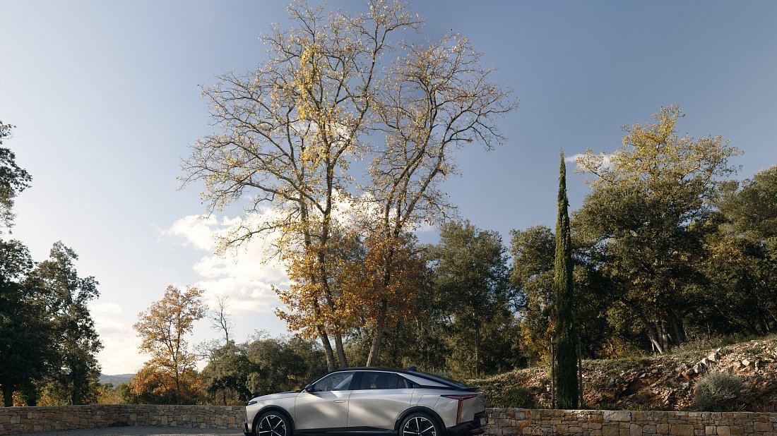 DS 8 AWD Long Range (2025-...) вид сбоку, силуэт, двери, колеса, экстерьер