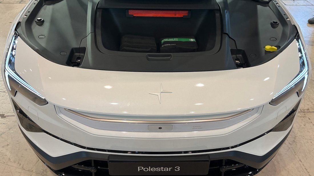 Polestar 3 Long Range Dual Motor (2024-…) передний багажник (frunk), под капотом, место для хранения, груз, вместимость, дополнительное пространство