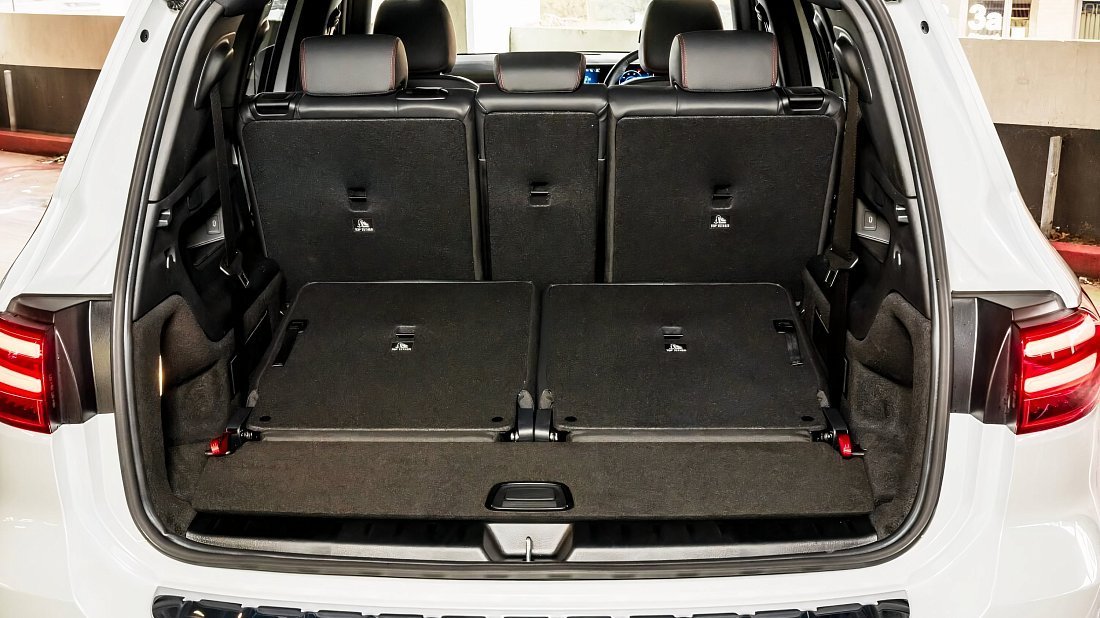 Mercedes EQB 300 4MATIC (2023-…) багажник, сиденья подняты, грузовое пространство, объем багажника, вместимость багажника, место для хранения