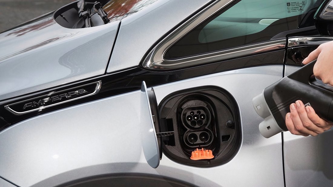 Chevrolet Bolt EV Gen 1 (2017-2019) порт для зарядки (Европа), зарядка, разъем, штекер, коннектор