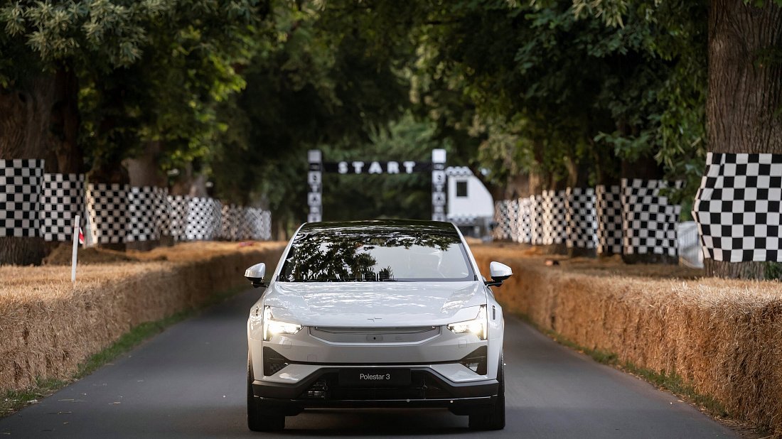 Polestar 3 Long Range Performance (2024-…) передняя часть, решетка радиатора, фары, бампер, экстерьер