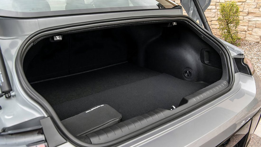 Фото Hyundai Ioniq 6 Long Range RWD (2022-…) багажник