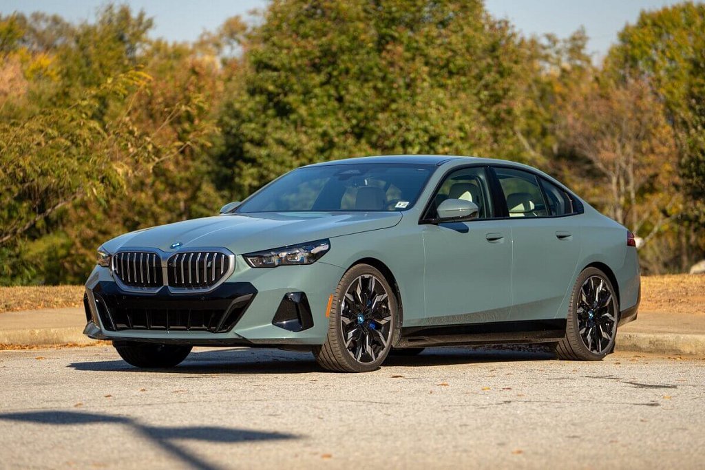 BMW i5